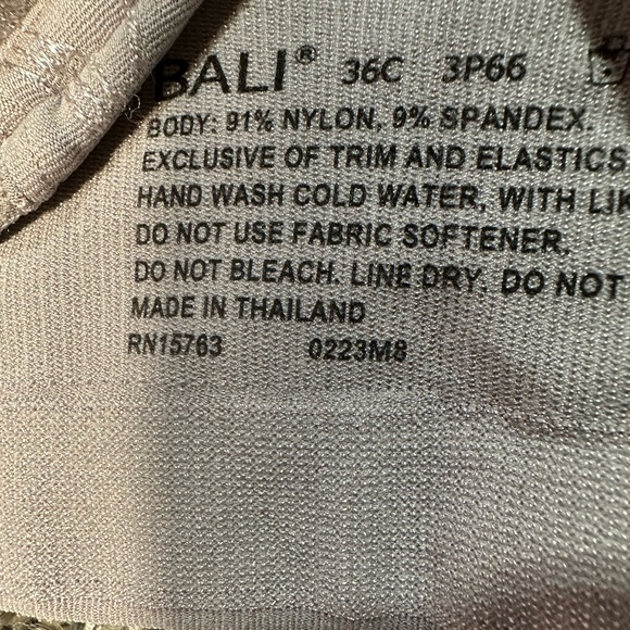 NWT Bali Women's Underwire Shaping Bra Size 36C - Picture 6 of 6